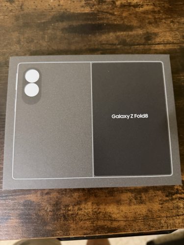 Samsung Galaxy Z Fold8, Smarphone con IA photo review
